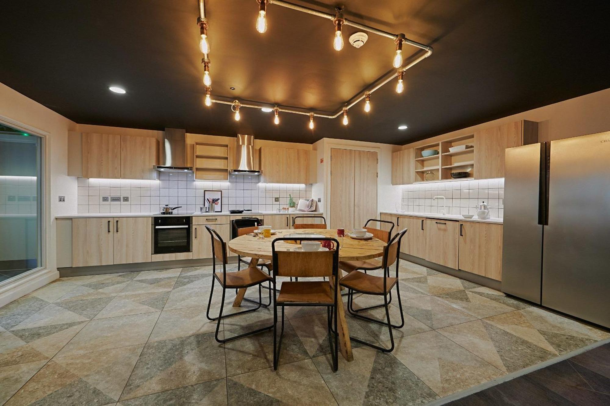 Fully Equipped Modern Studios In Glasgow West End For Students Only ภายนอก รูปภาพ